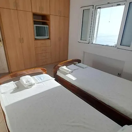 Eleni Lägenhet Himare